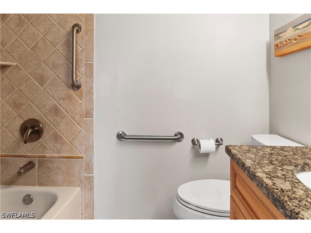 29 High Point Circle E #106 Naples FL 34103 226016821 image16
