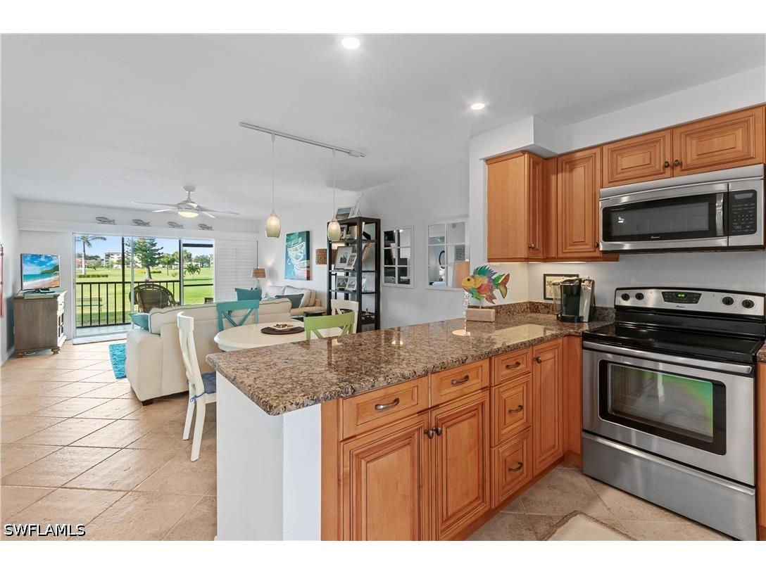 29 High Point Circle E #106 Naples FL 34103 226016821 image5