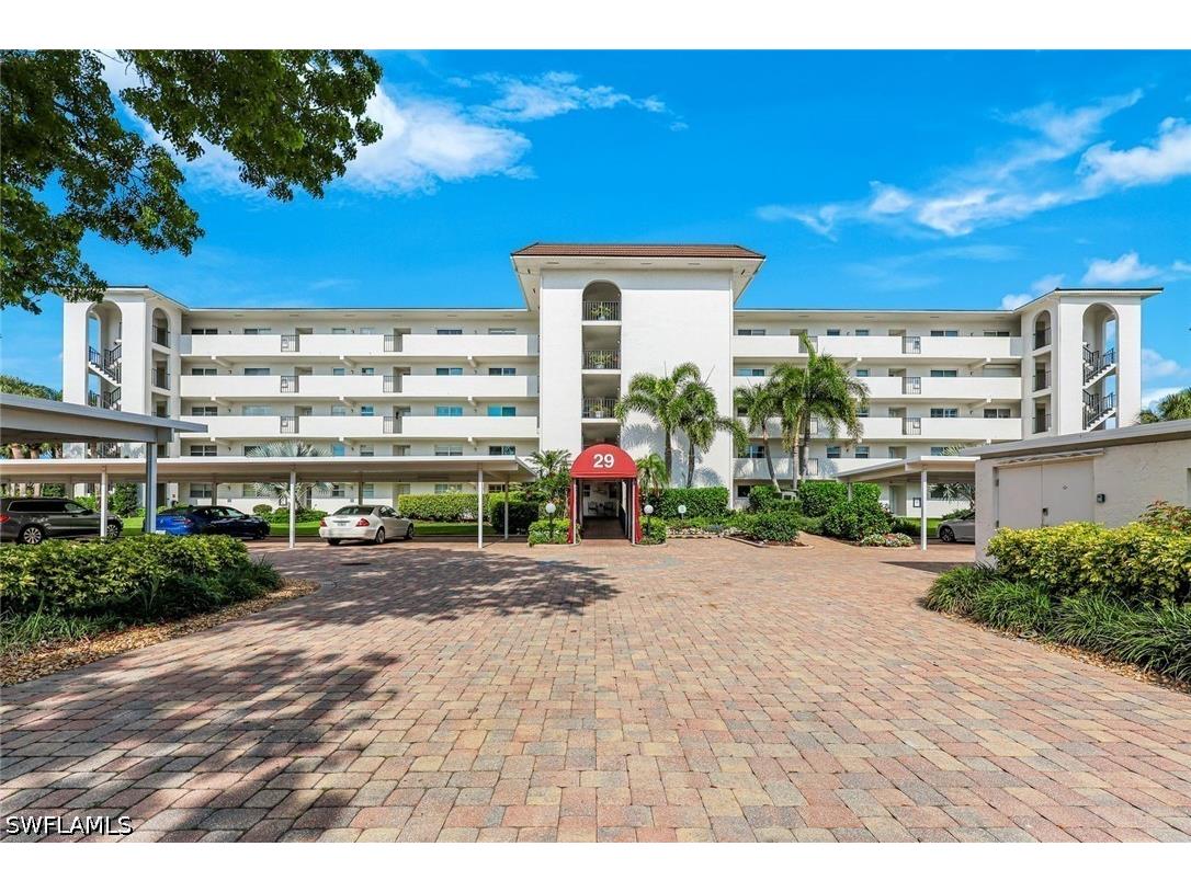 29 High Point Circle E #107 Naples FL 34103 226019133 image2