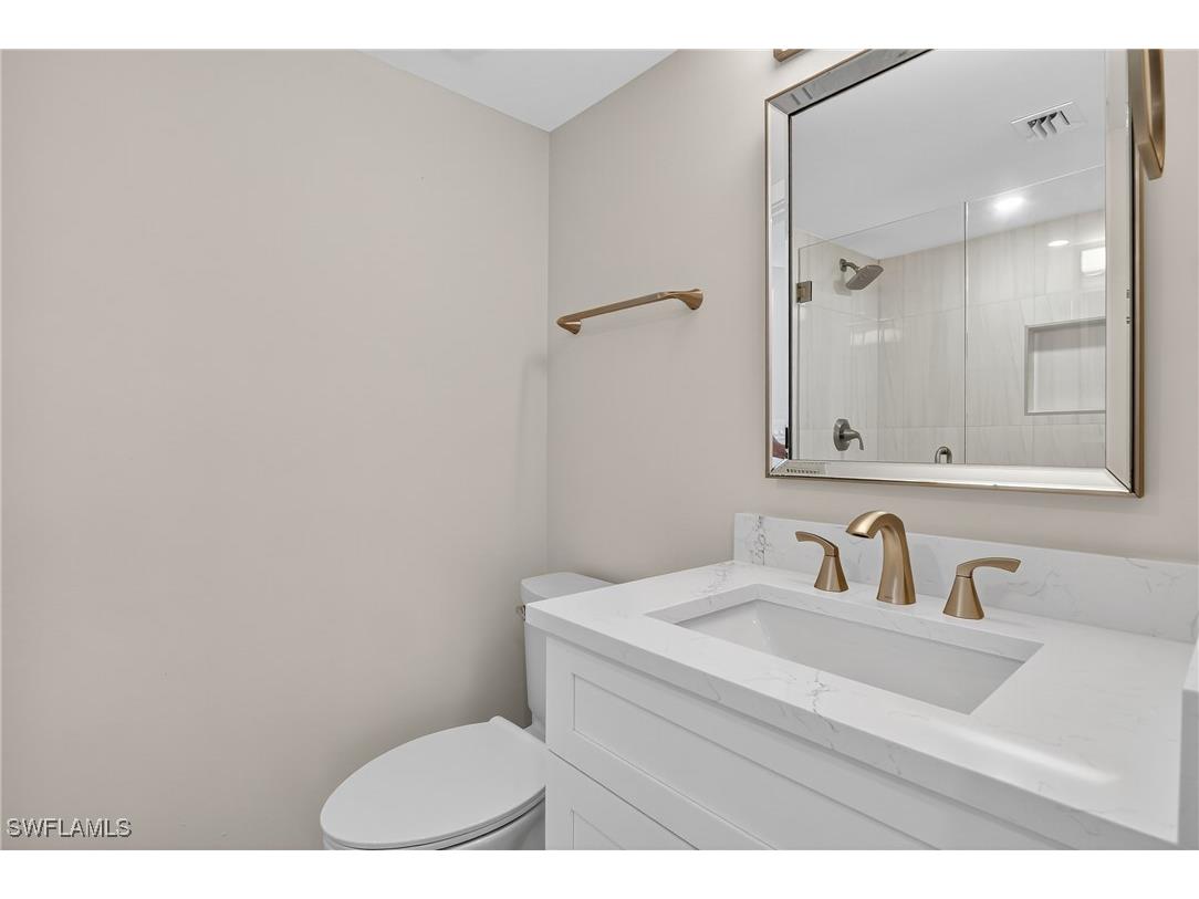 29 High Point Circle E #204 Naples FL 34103 225070102 image14