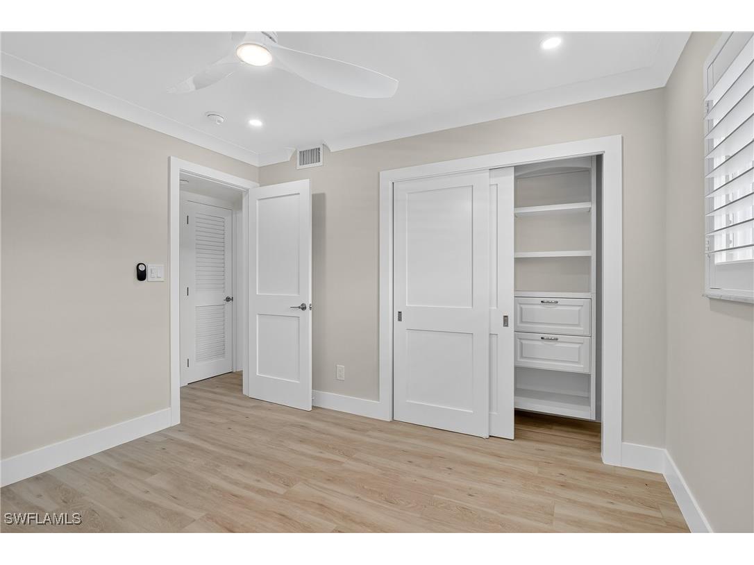 29 High Point Circle E #204 Naples FL 34103 225070102 image19