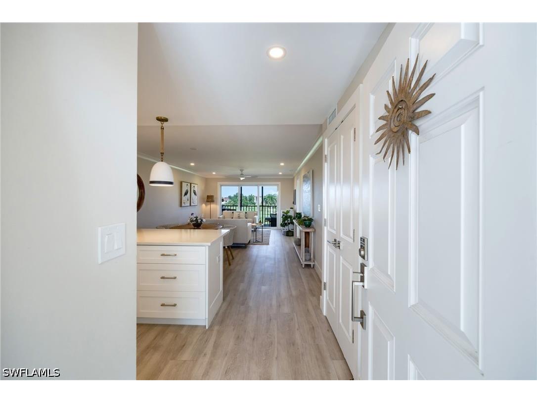29 High Point Circle E #403 Naples FL 34103 226021390 image2