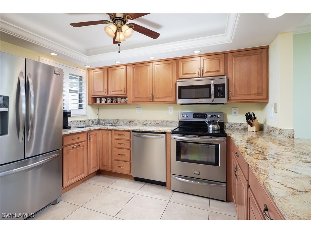 29 High Point Circle E #405 Naples FL 34103 226005457 image10