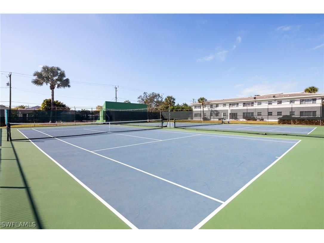 29 High Point Circle E #405 Naples FL 34103 226005457 image17