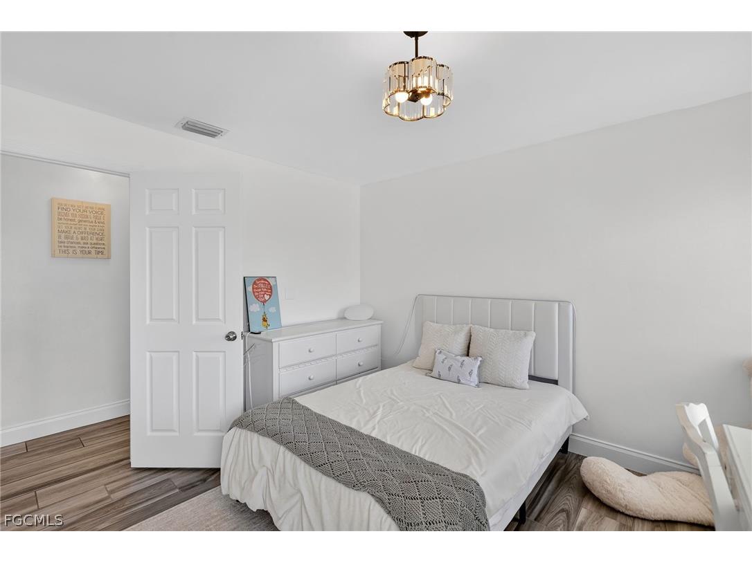 29 SE 10th Avenue Cape Coral FL 33990 2026013902 image26