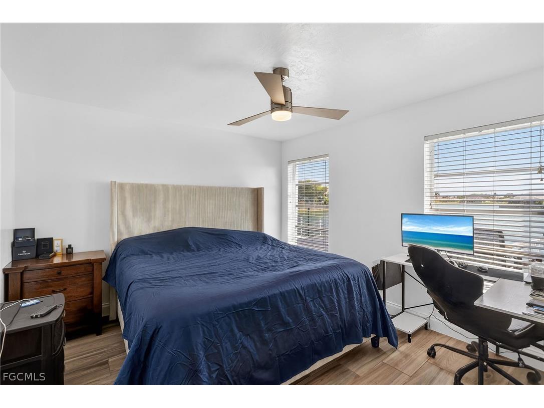 29 SE 10th Avenue Cape Coral FL 33990 2026013902 image27