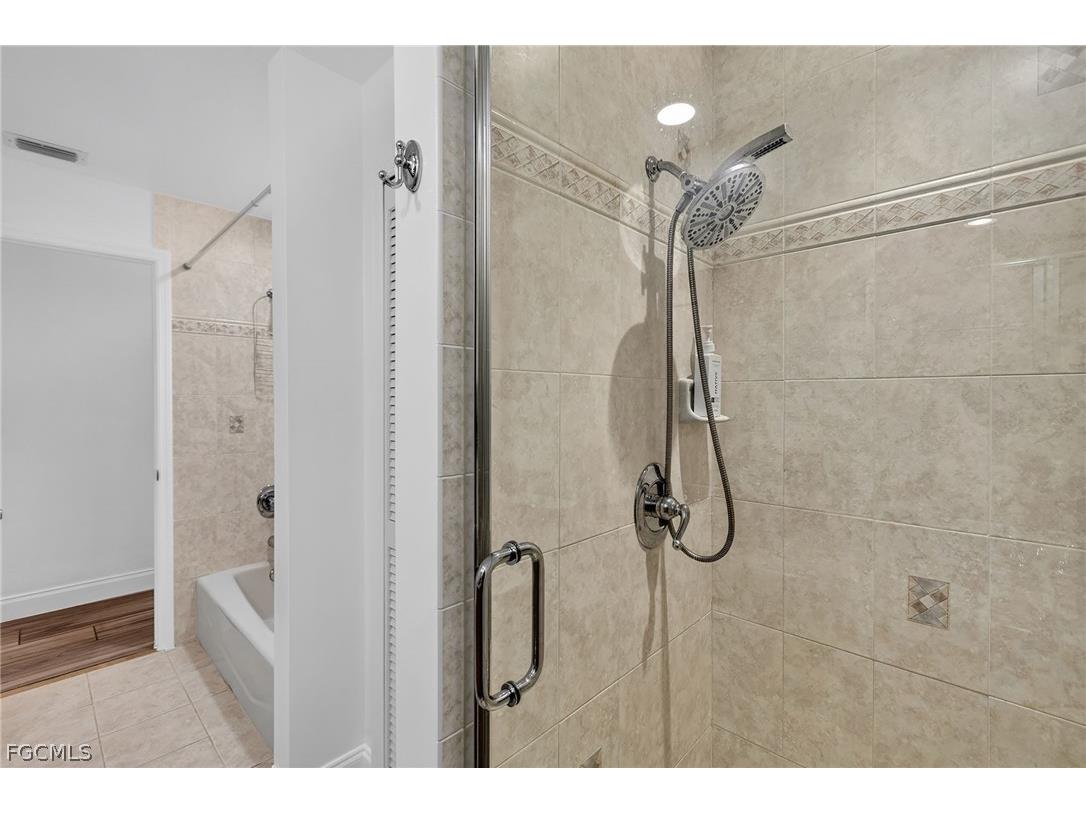 29 SE 10th Avenue Cape Coral FL 33990 2026013902 image32