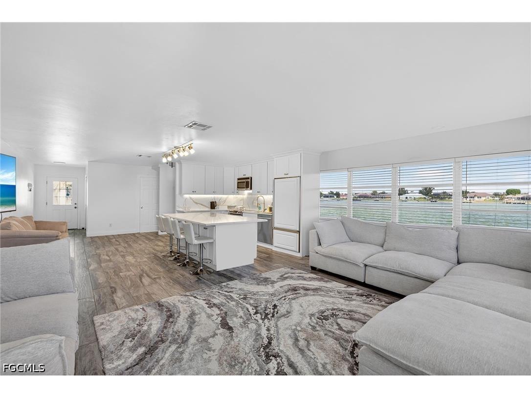29 SE 10th Avenue Cape Coral FL 33990 2026013902 image36