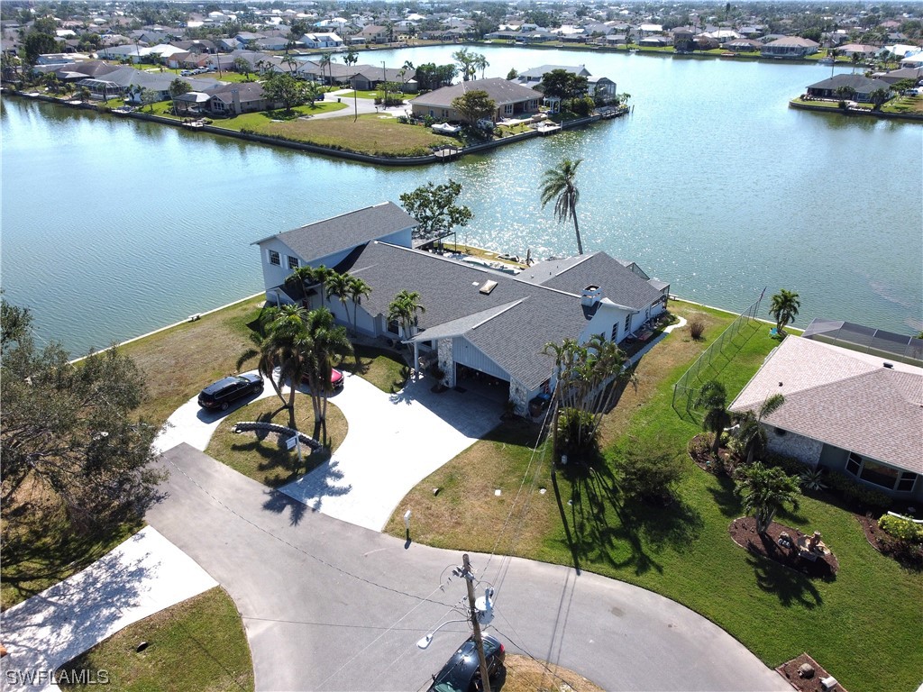 29 SE 10th Avenue Cape Coral FL 33990 223010373 image1