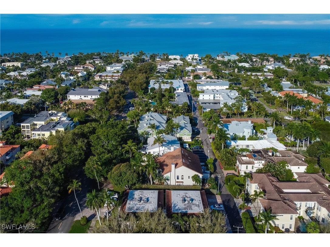 290 4th Street S #202 Naples FL 34102 225045424 image16