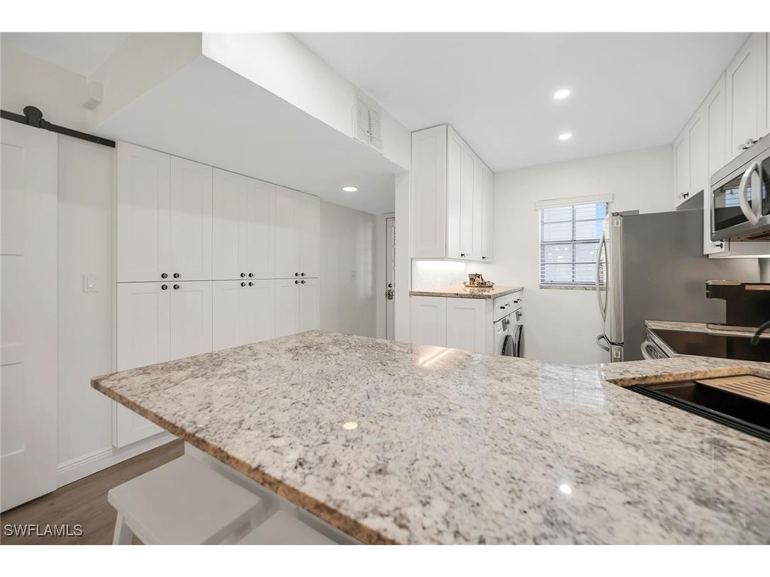 290 Banyan Boulevard #290 Naples FL 34102 225059300 image5