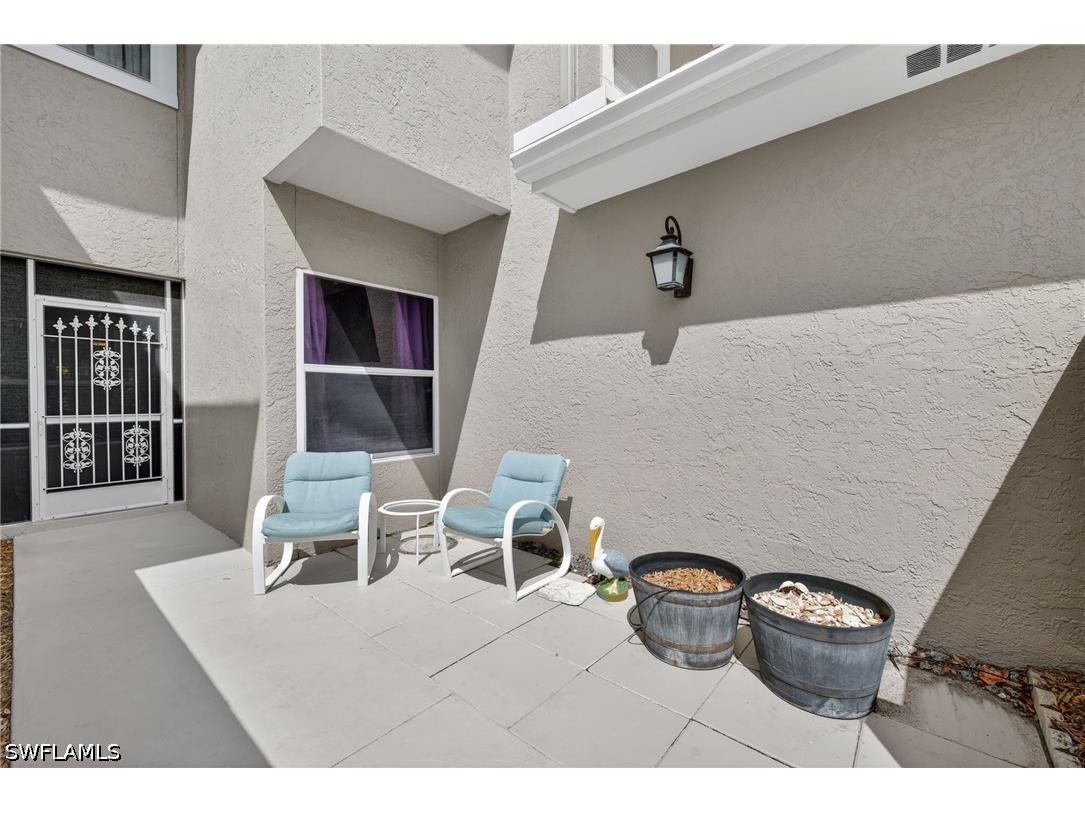 290 Emerald Bay Circle #L7 Naples FL 34110 226014310 image17