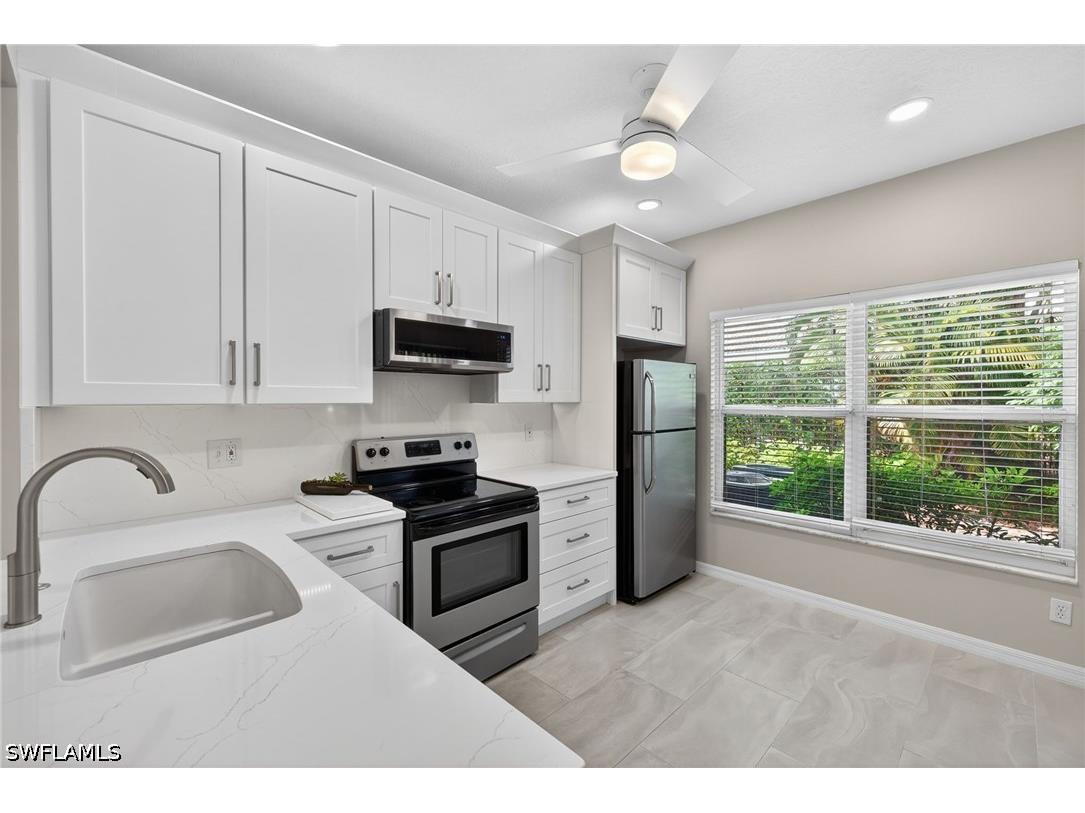 290 Emerald Bay Circle #L7 Naples FL 34110 226014310 image6