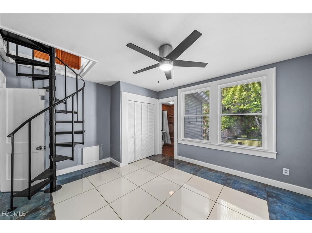 290 Granada Boulevard Fort Myers FL 33905 2025019902 image21