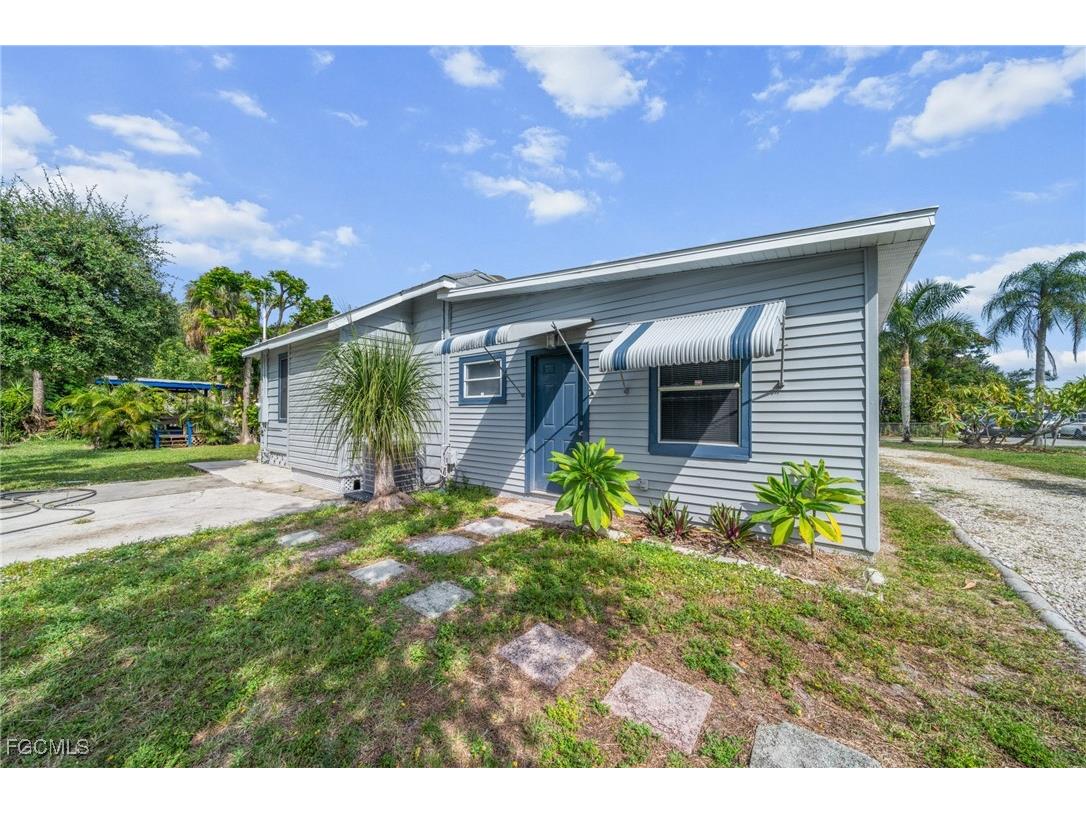 290 Granada Boulevard Fort Myers FL 33905 2025019902 image35