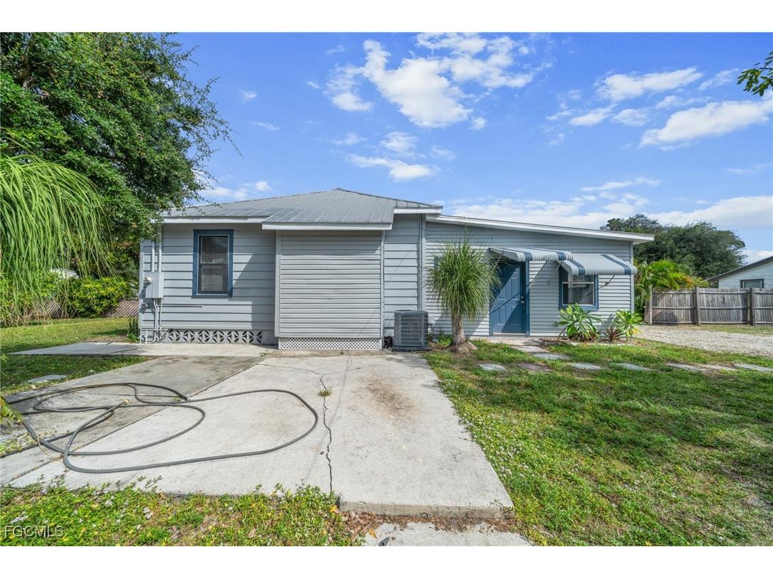290 Granada Boulevard Fort Myers FL 33905 2025019902 image37