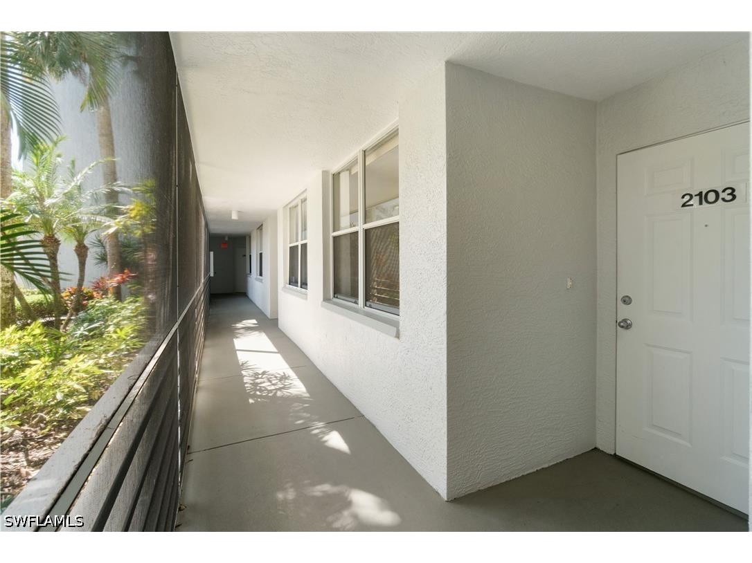 290 Naples Cove Drive #2103 Naples FL 34110 226019197 image6