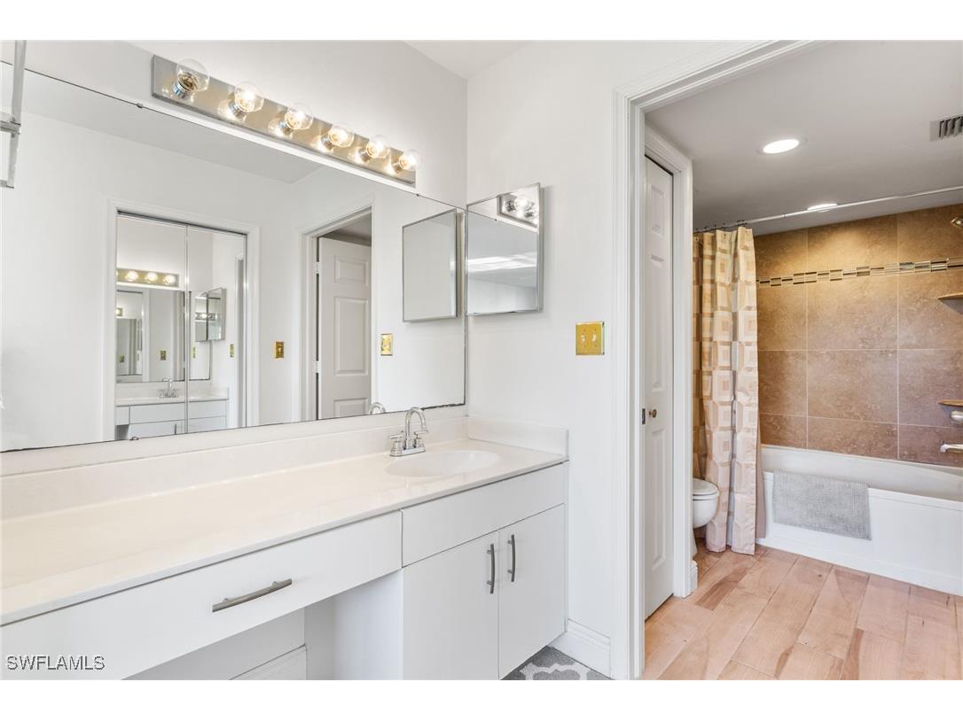 290 Naples Cove Drive #2501 Naples FL 34110 225077970 image16