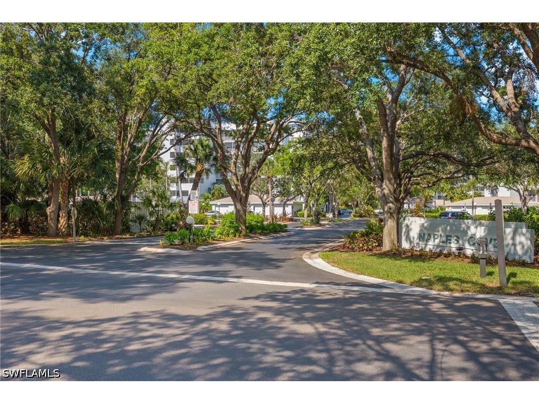 290 Naples Cove Drive #2602 Naples FL 34110 226018254 image3