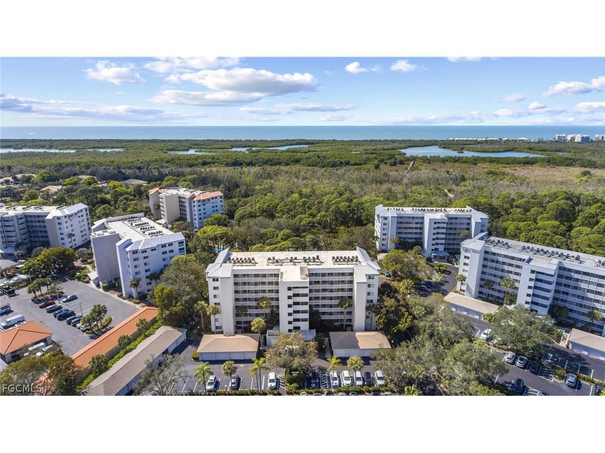 290 Naples Cove Drive #2604 Naples FL 34110 2026006730 image2