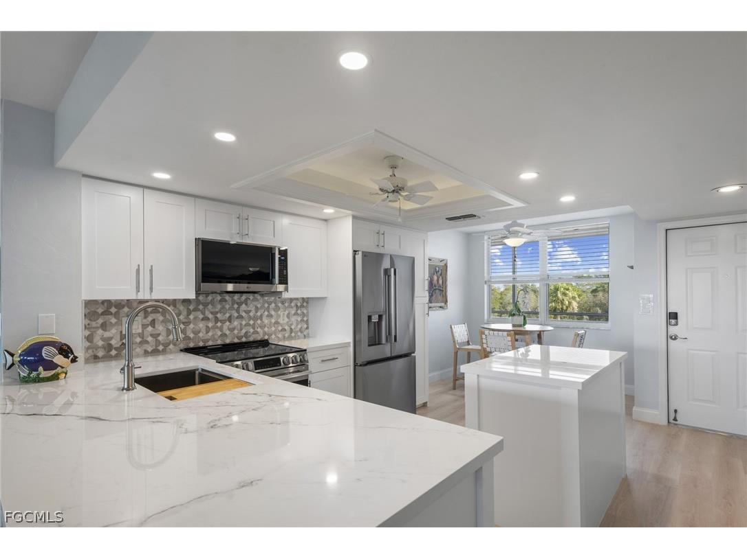 290 Naples Cove Drive #2604 Naples FL 34110 2026006730 image4