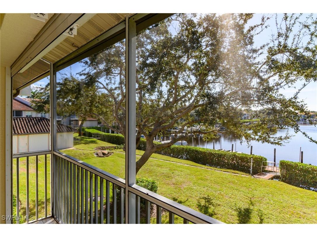 290 Newport Drive #107 Naples FL 34114 225084122 image17
