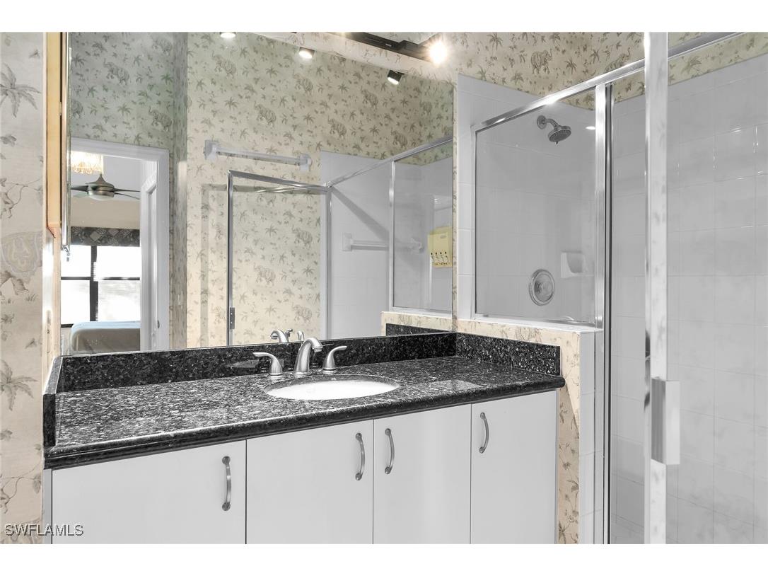 290 Newport Drive #107 Naples FL 34114 225084122 image22