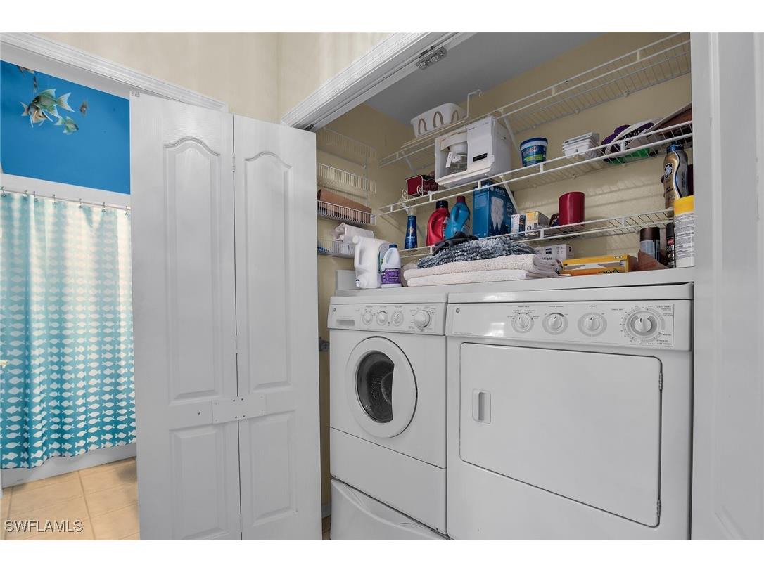 290 Newport Drive #107 Naples FL 34114 225084122 image25