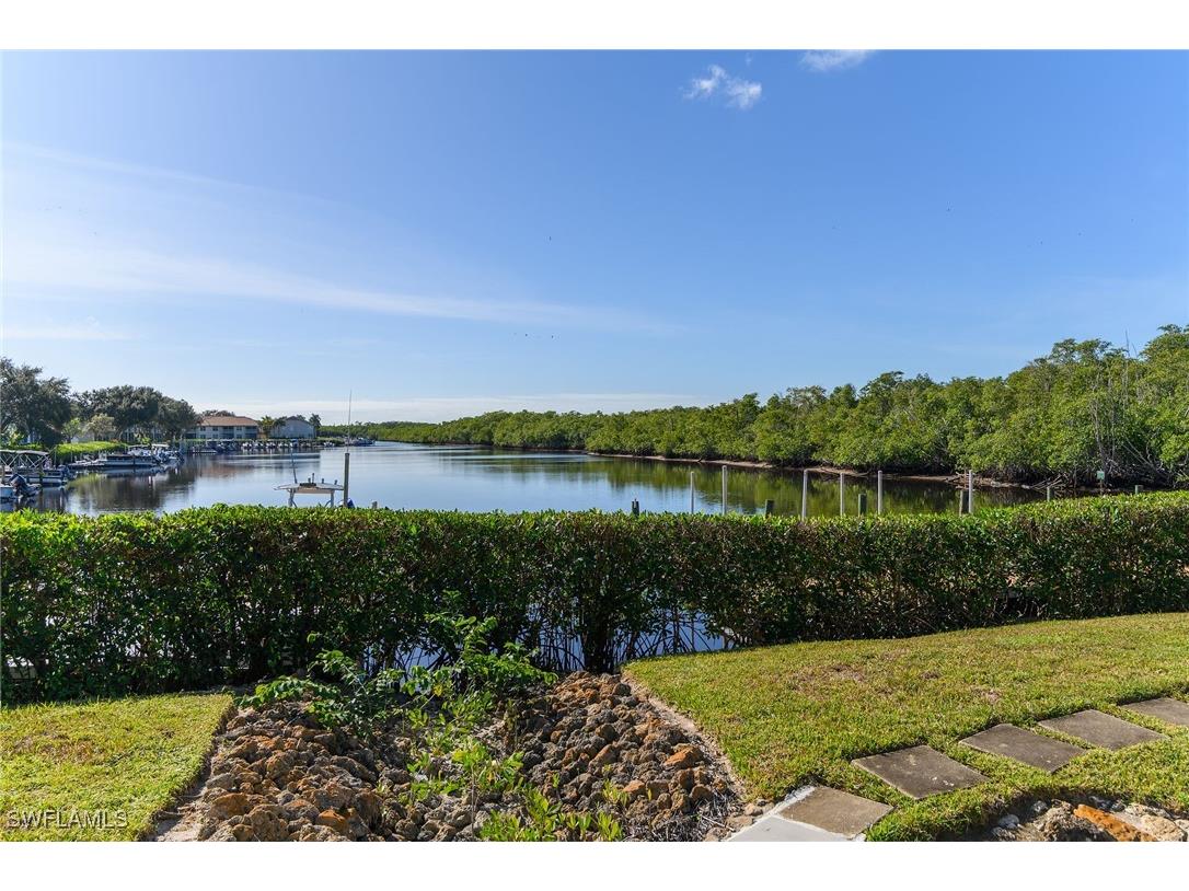 290 Newport Drive #107 Naples FL 34114 225084122 image28