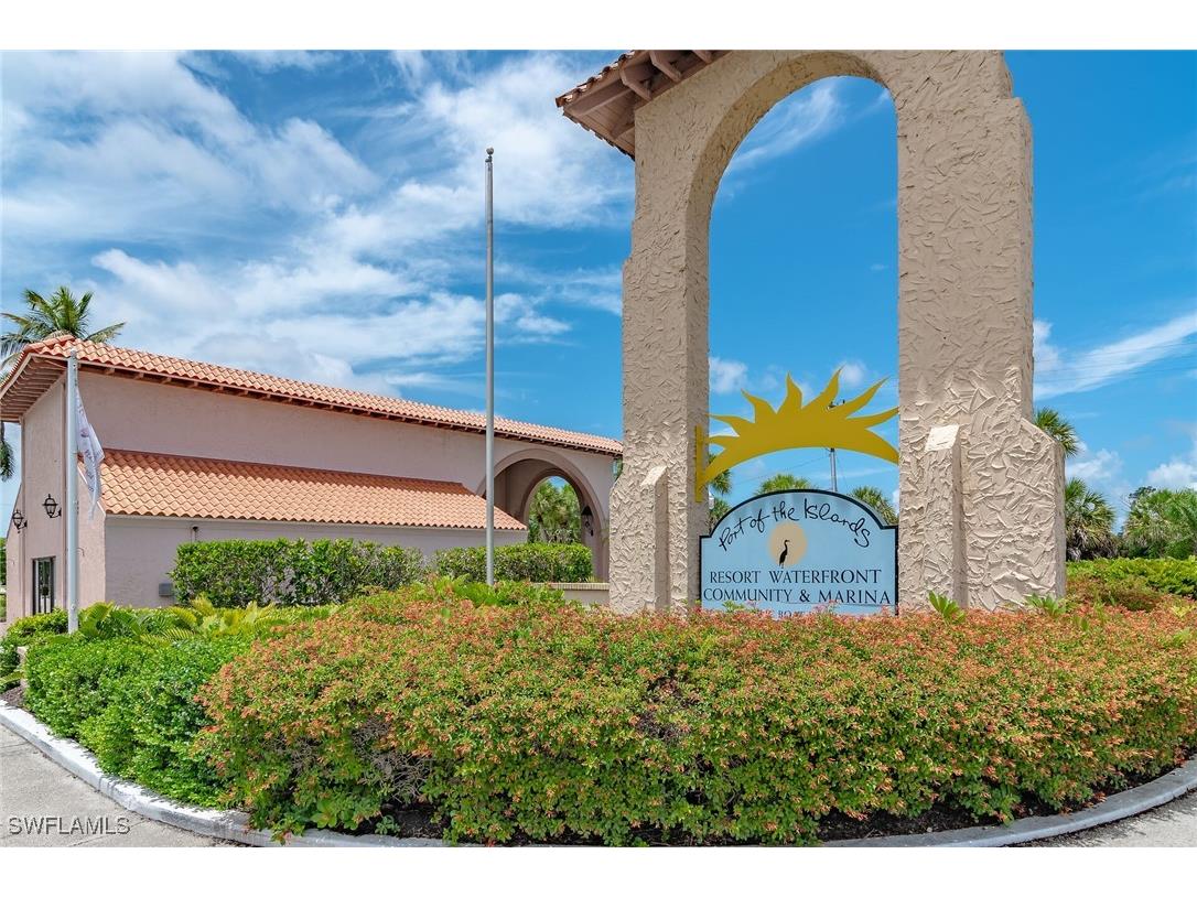 290 Newport Drive #107 Naples FL 34114 225084122 image37