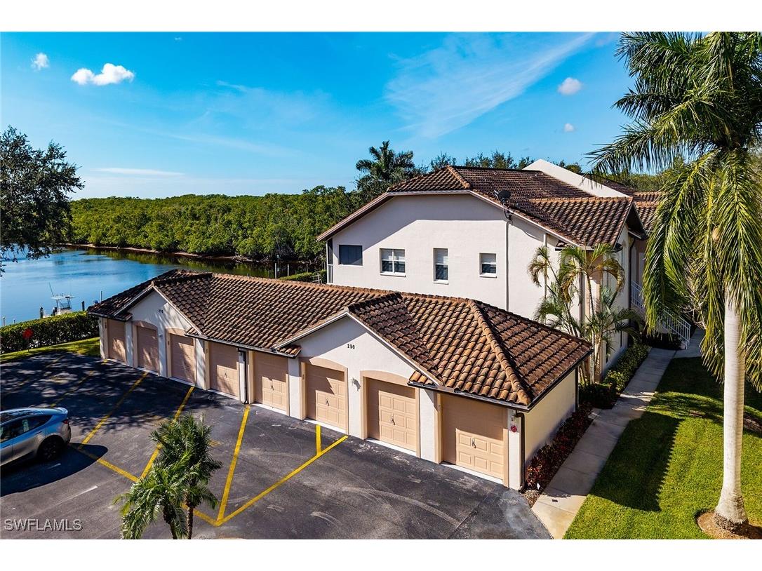 290 Newport Drive #107 Naples FL 34114 225084122 image4