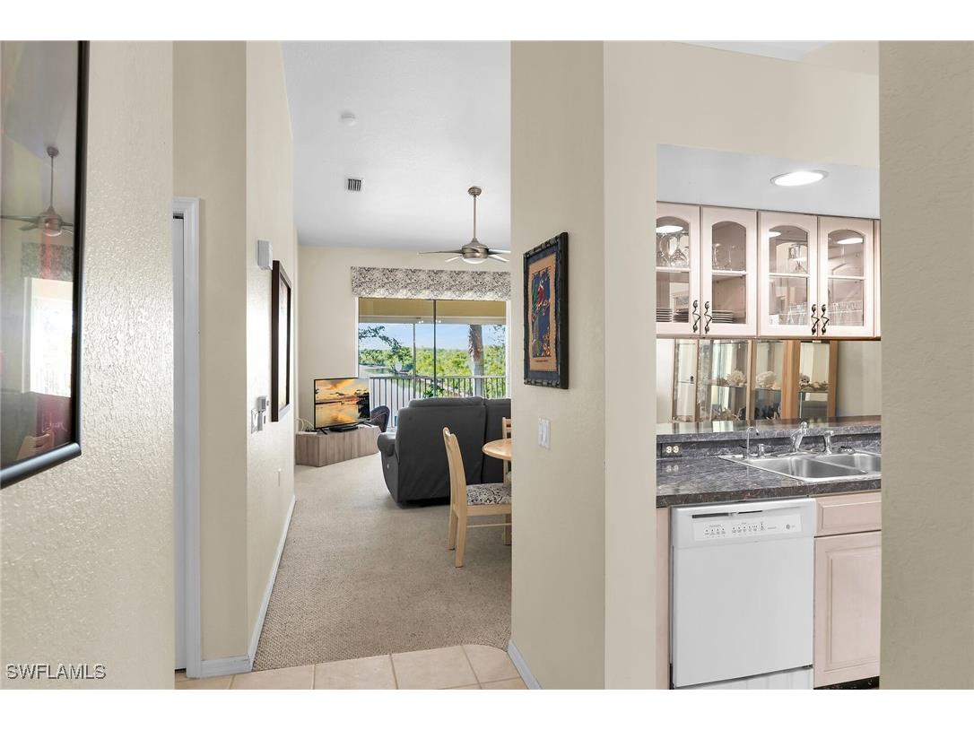 290 Newport Drive #107 Naples FL 34114 225084122 image7