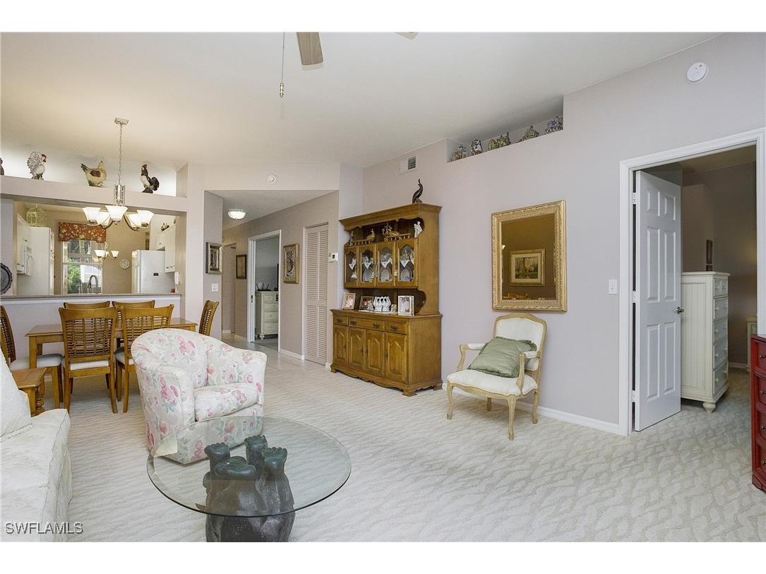 290 Robin Hood Circle #101 Naples FL 34104 224072857 image1