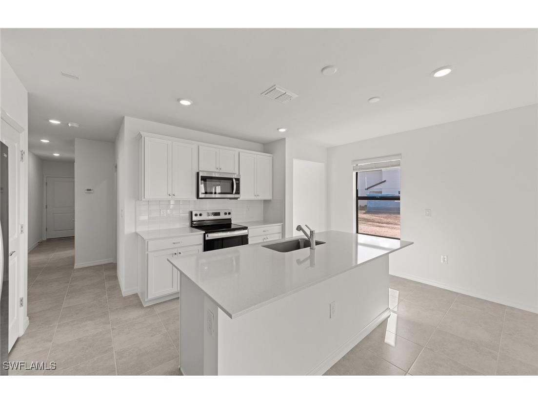 290 Silent Lake Drive Lehigh Acres FL 33936 225083261 image8