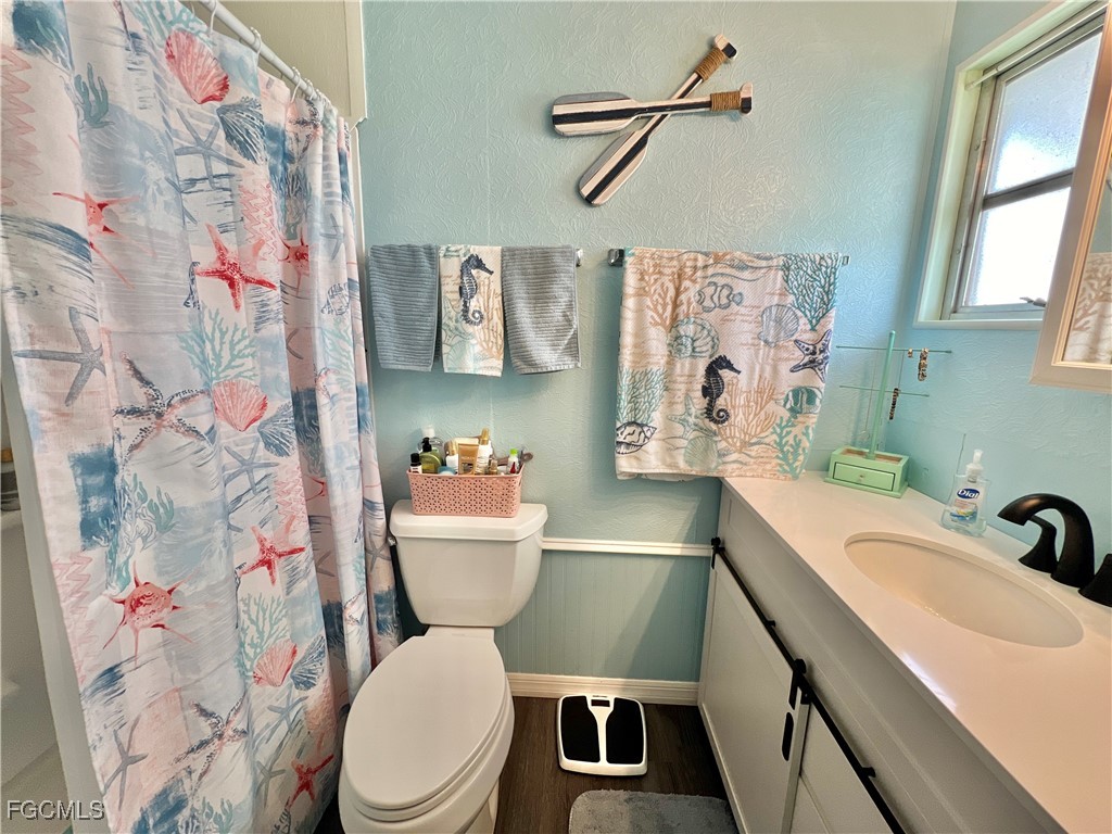 290 Valencia Drive Fort Myers FL 33905 2025006282 image10