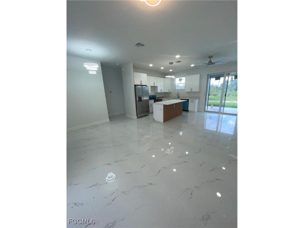 2900 21st Street W Lehigh Acres FL 33971 2025003209 image4