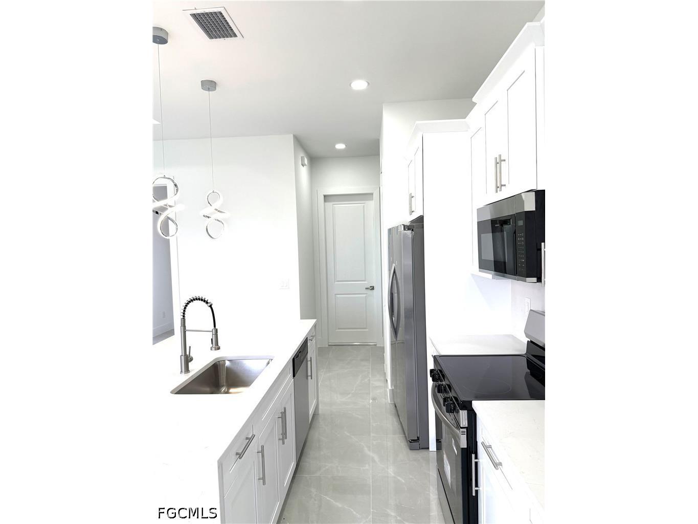 2900 2nd Street SW Lehigh Acres FL 33976 2026027469 image13