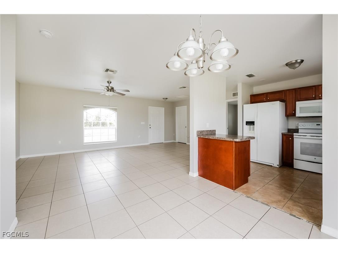 2900 73rd Street W Lehigh Acres FL 33971 2026009121 image6