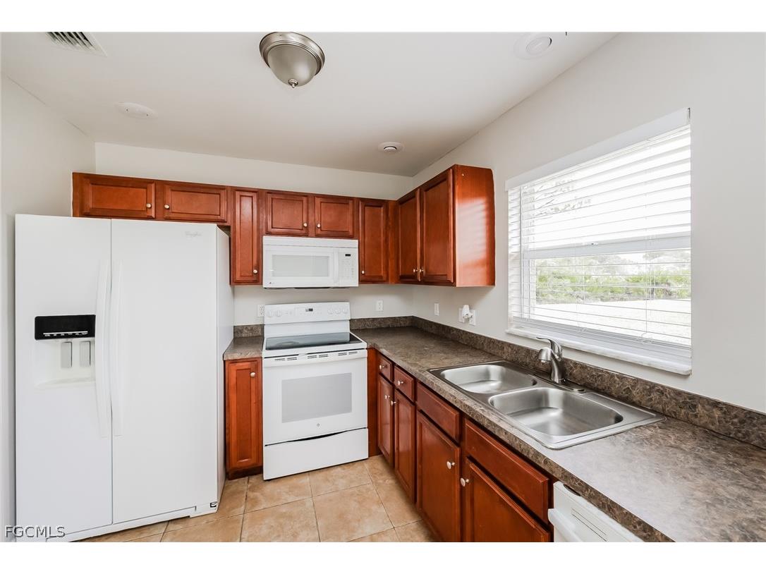 2900 73rd Street W Lehigh Acres FL 33971 2026009121 image7