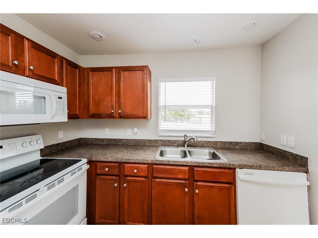 2900 73rd Street W Lehigh Acres FL 33971 2026009121 image8
