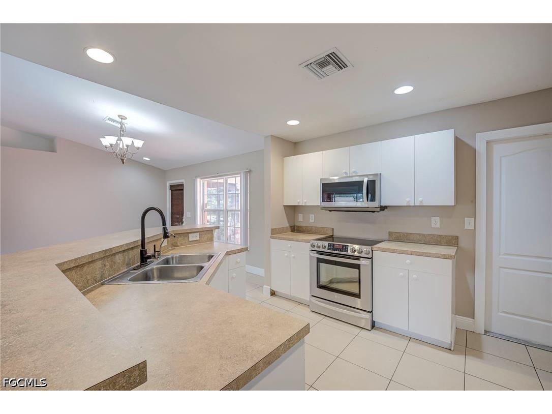 2900 8th Street SW Lehigh Acres FL 33976 2026026119 image8