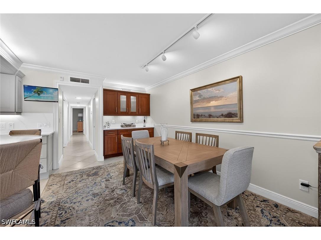 2900 Gulf Shore Boulevard N #110 Naples FL 34103 226013136 image8