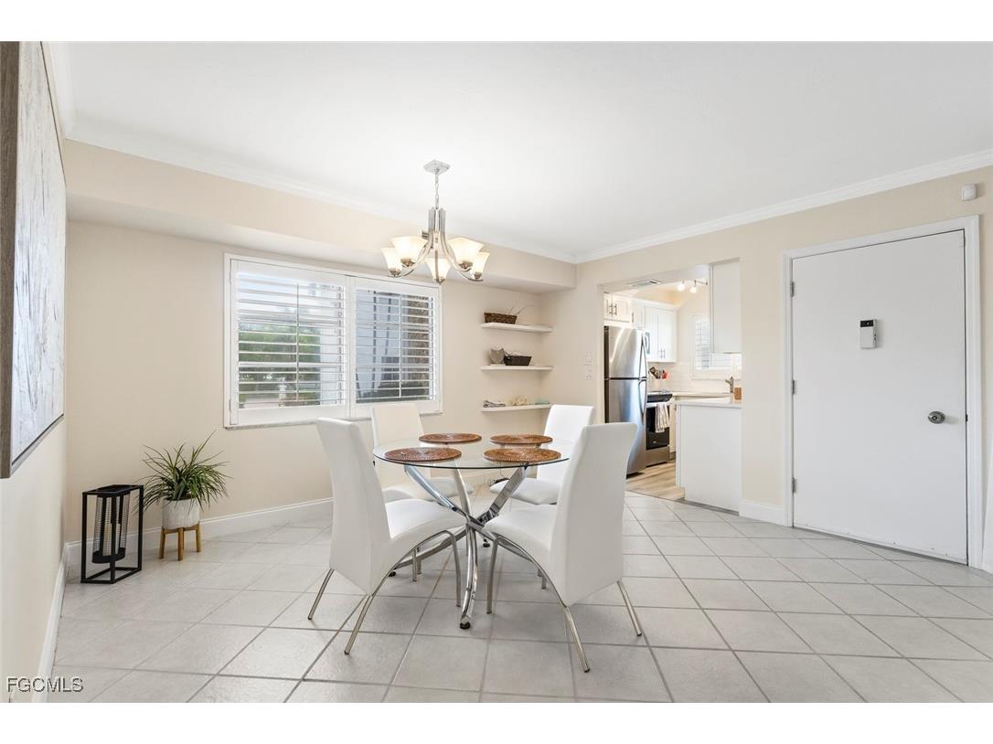 2900 Gulf Shore Boulevard N #111 Naples FL 34103 2025020397 image17