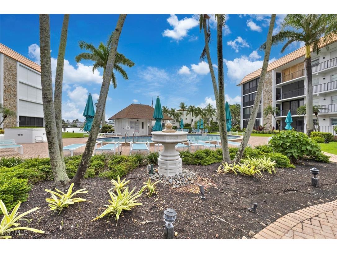 2900 Gulf Shore Boulevard N #111 Naples FL 34103 2025020397 image26