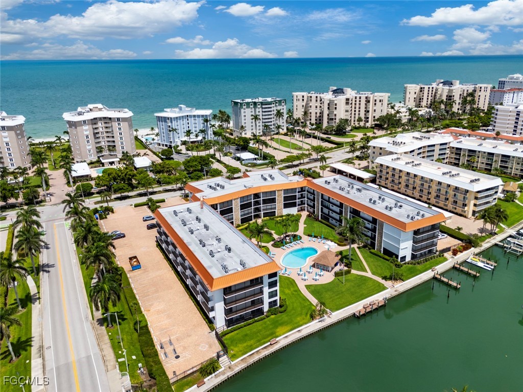 2900 Gulf Shore Boulevard N #111 Naples FL 34103 2025020397 image3