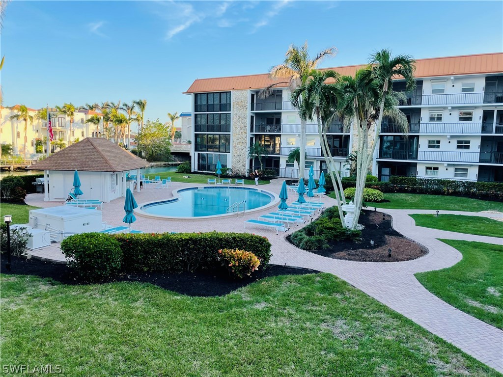 2900 Gulf Shore Boulevard N #205 Naples FL 34103 222090567 image1