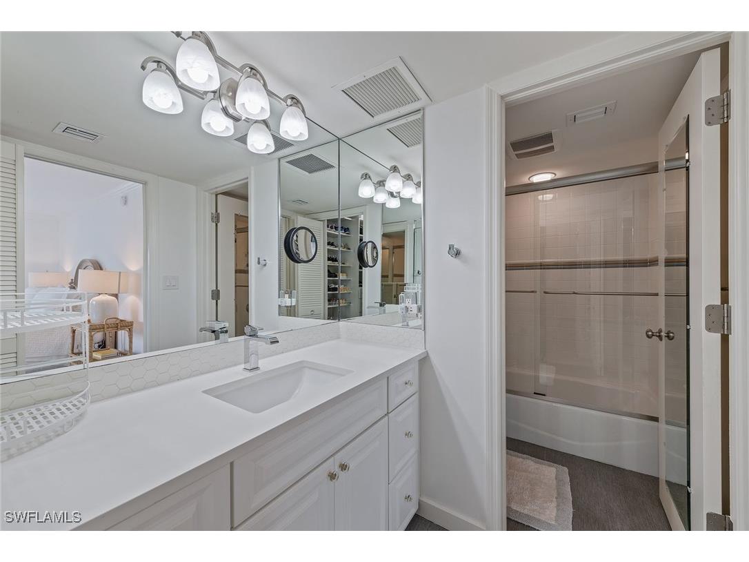 2900 Gulf Shore Boulevard N #310 Naples FL 34103 225060284 image12