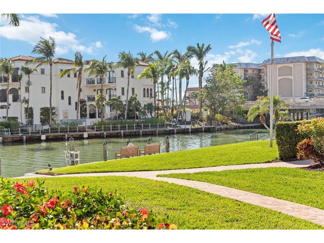 2900 Gulf Shore Boulevard N #310 Naples FL 34103 225060284 image18