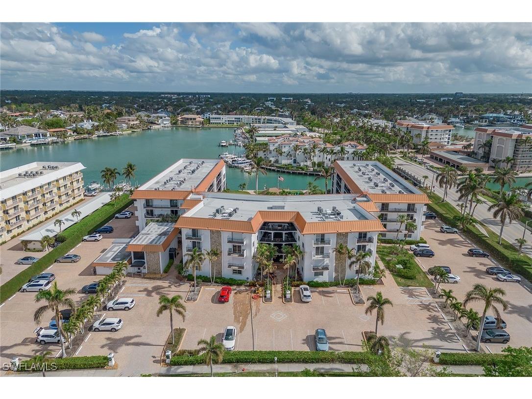 2900 Gulf Shore Boulevard N #310 Naples FL 34103 225060284 image22