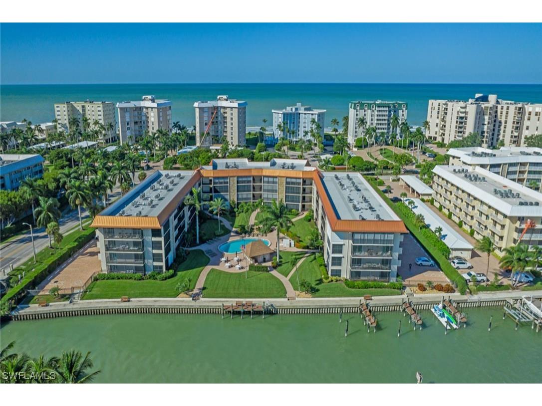 2900 Gulf Shore Boulevard N #414 Naples FL 34103 223094049 image1